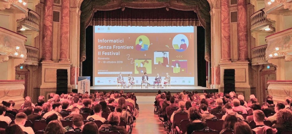 Intelligenza artificiale, pensiero computazionale e formazione di adulti e bambini